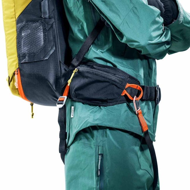 Deuter Gurkmeja-svart Alproof Lite 22